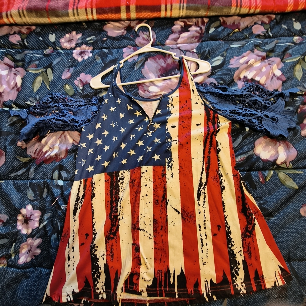 Unknown BrandRed, White & Blue American Flag Cold Shoulder Top With Lace Sleeves